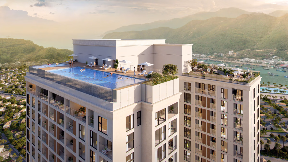 Hồ bơi vô cực tại tầng thượng căn hộ cao cấp La Perle Heritage Nha Trang